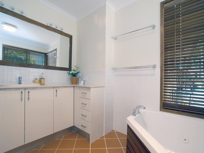 8-16 Seymour Close, Rosemount QLD 4560