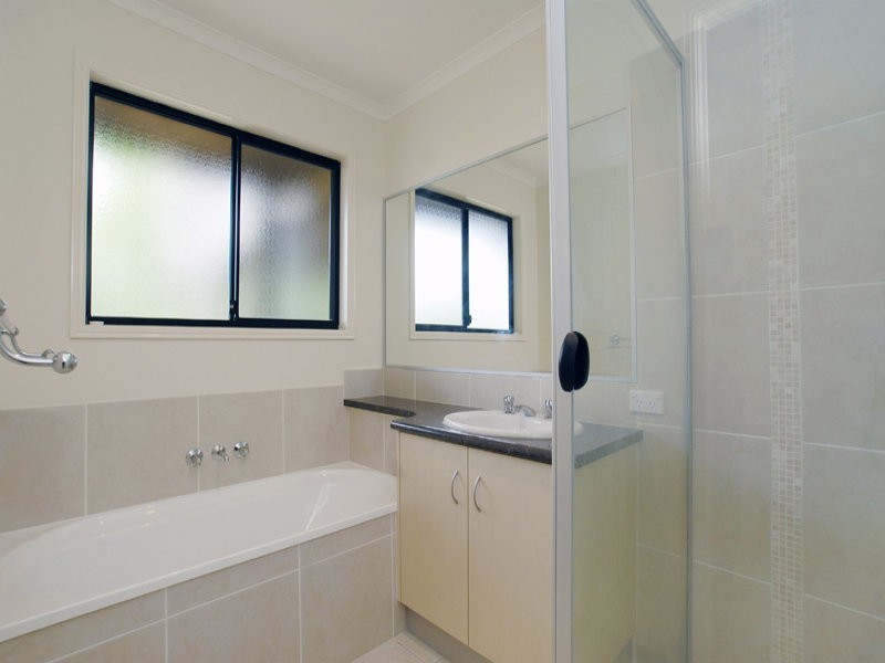 126-128 Glenmount Road, Tanawha QLD 4556