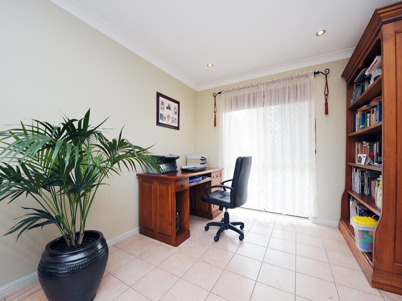 76 Statesman Circuit, Sippy Downs QLD 4556