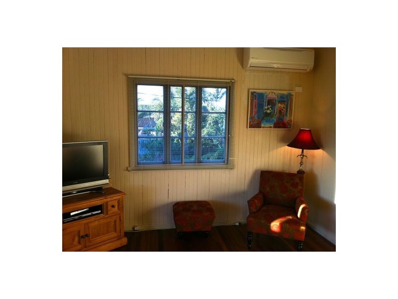 10 Cary St, Woombye QLD 4559