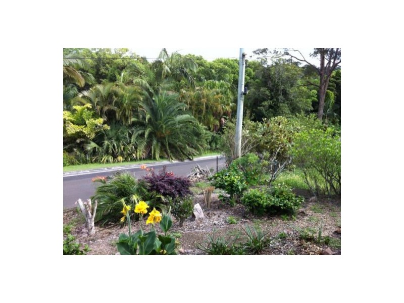 10 Cary St, Woombye QLD 4559