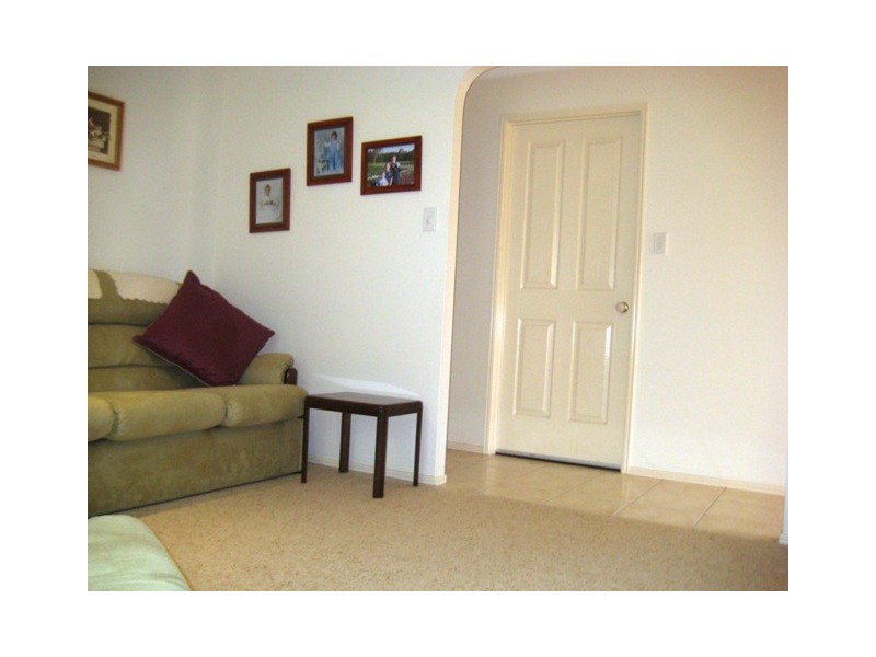 24 Springbrook St, Caloundra West QLD 4551