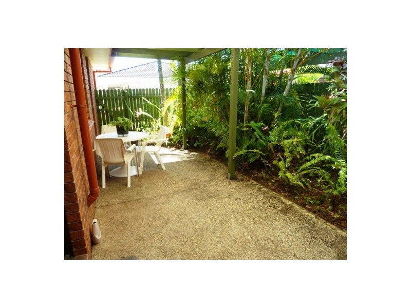 1/15 St Pauls Ave, Golden Beach QLD 4551