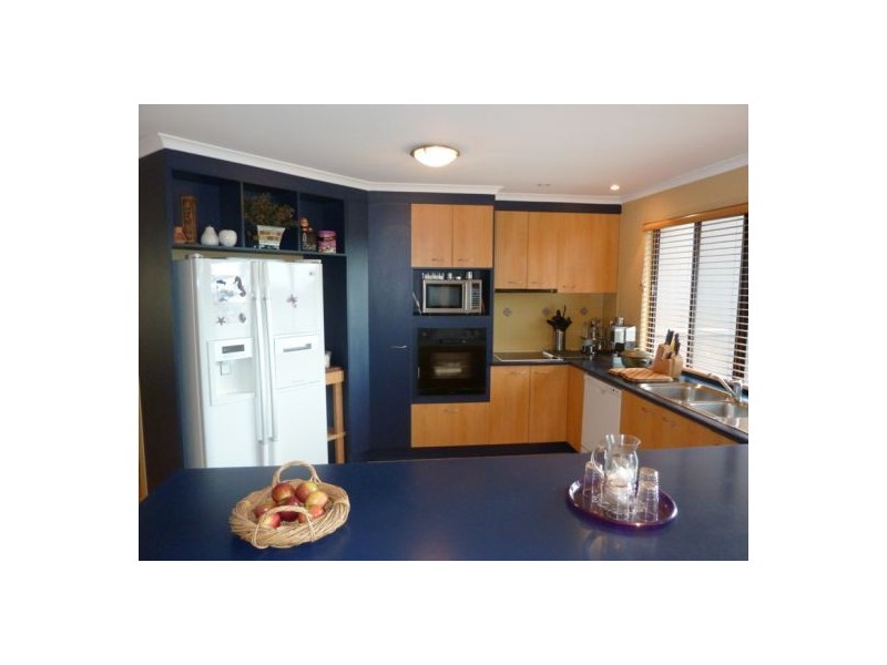 21 JEUNE DR, Buderim QLD 4556