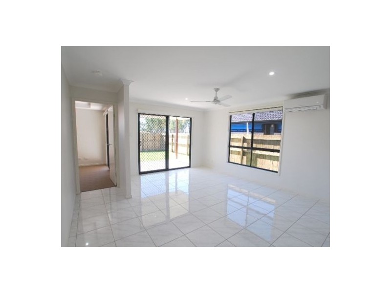 25 Mansell St, Meridan Plains QLD 4551