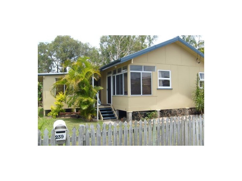 239 Broadwater Avenue West, Maroochydore QLD 4558