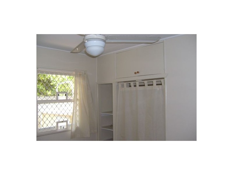 239 Broadwater Avenue West, Maroochydore QLD 4558