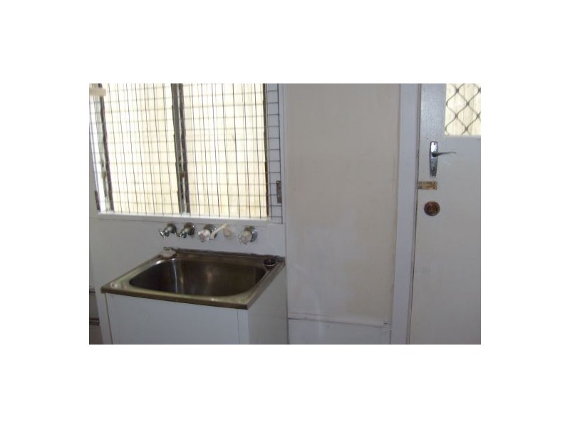 239 Broadwater Avenue West, Maroochydore QLD 4558