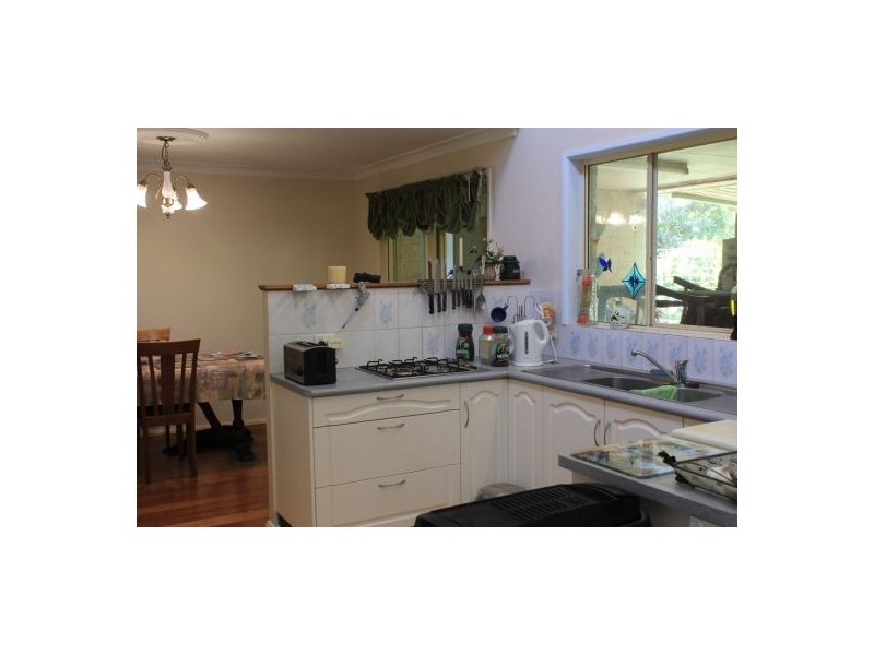 5 Treehaven Wy, Maleny QLD 4552