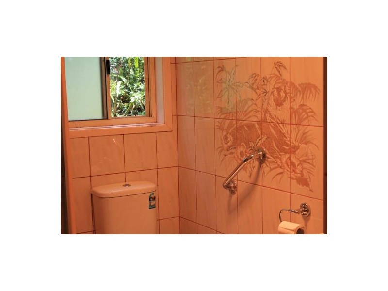 5 Treehaven Wy, Maleny QLD 4552