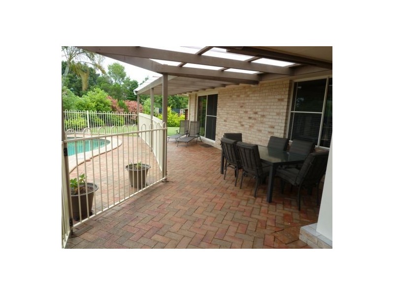 15 Sweetbrush Place, Mountain Creek QLD 4557