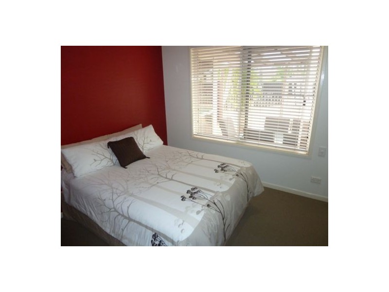 15 Sweetbrush Place, Mountain Creek QLD 4557