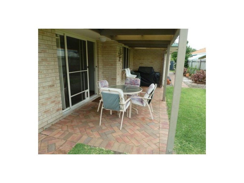 15 Sweetbrush Place, Mountain Creek QLD 4557