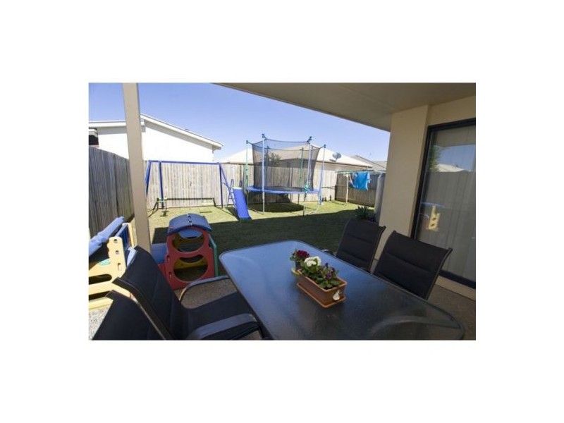 32 Nebo Street, Caloundra West QLD 4551