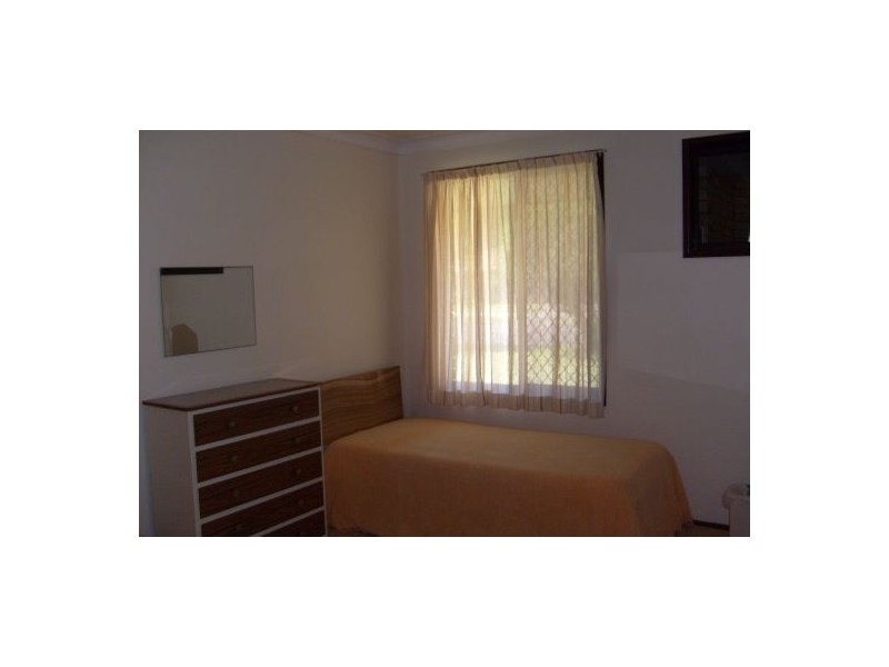 32 Surf Road, Alexandra Headland QLD 4572