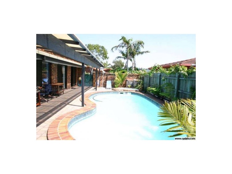 11 Currong Street, Minyama QLD 4575