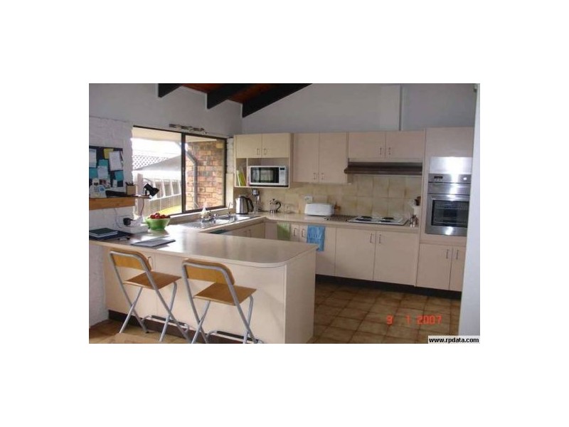 11 Currong Street, Minyama QLD 4575