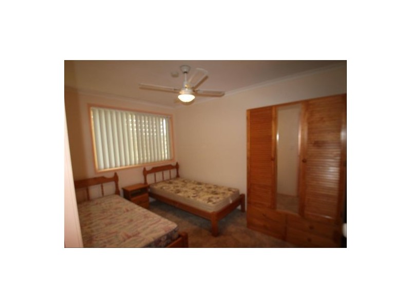 1 Anzac St, Battery Hill QLD 4551