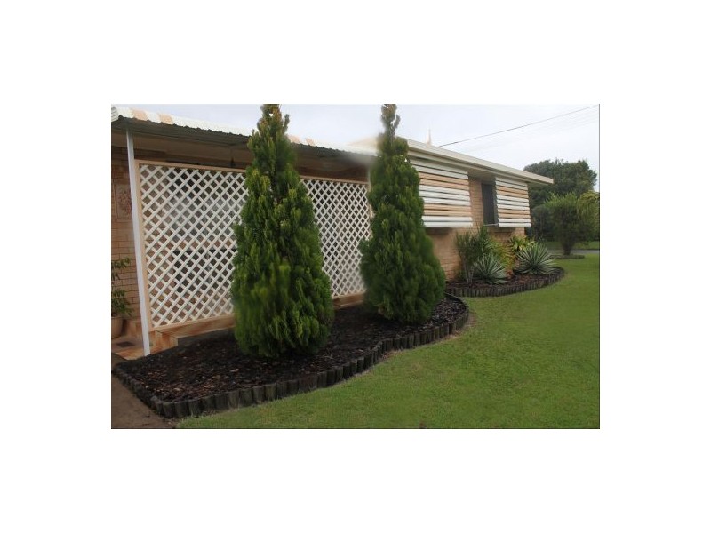 1 Anzac St, Battery Hill QLD 4551