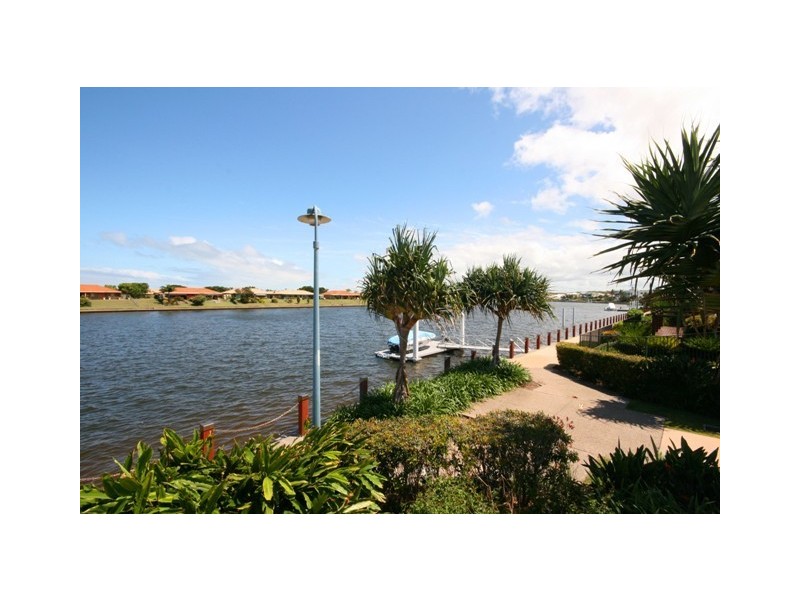 1 BIMINI STREET, Kawana Island QLD 4575