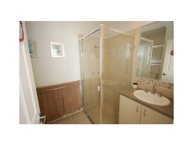 1 BIMINI STREET, Kawana Island QLD 4575