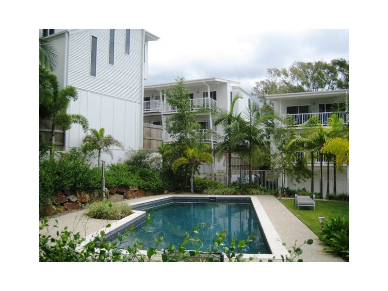 2/37 Arthur St, Caloundra QLD 4551