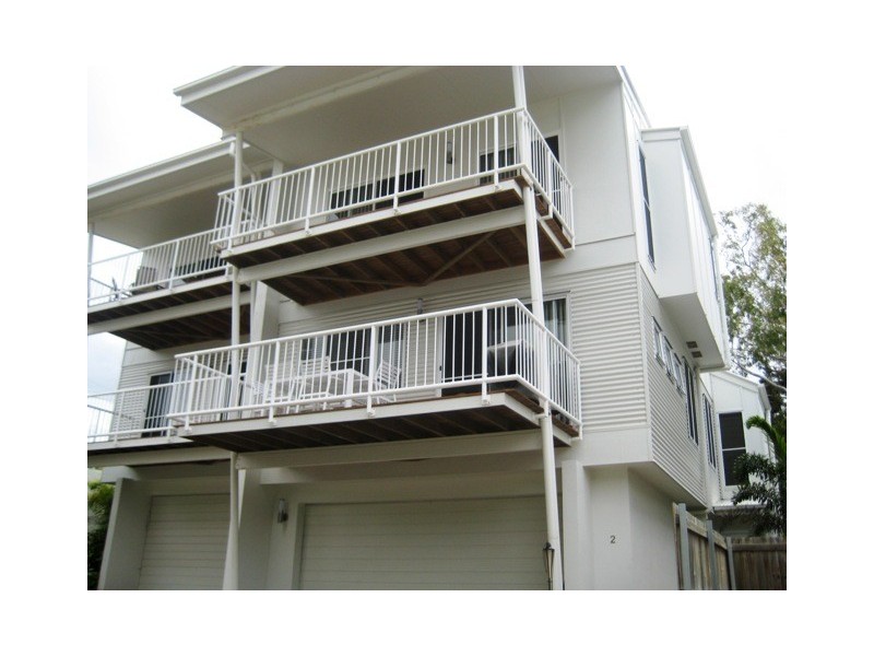 2/37 Arthur St, Caloundra QLD 4551