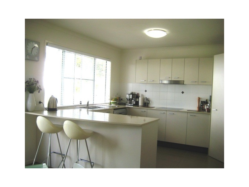 2/37 Arthur St, Caloundra QLD 4551