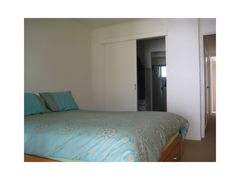 2/37 Arthur St, Caloundra QLD 4551