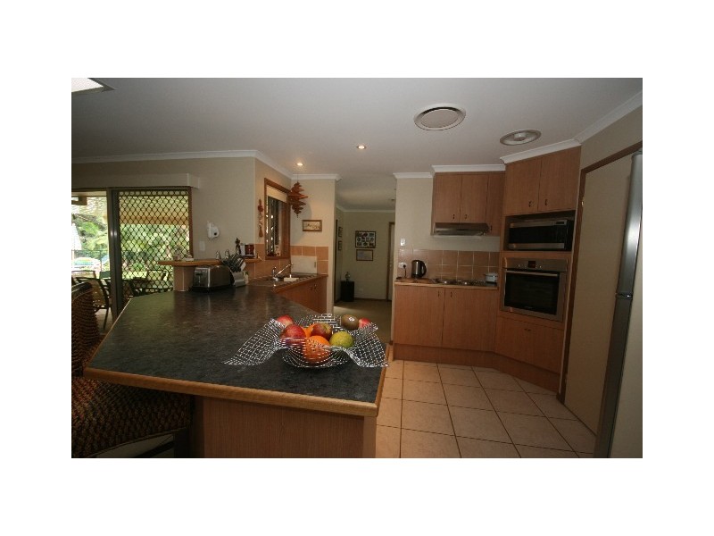 24 Lomandra Pl, Tewantin QLD 4565