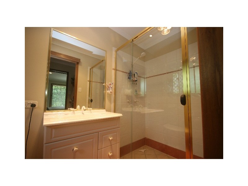 24 Lomandra Pl, Tewantin QLD 4565