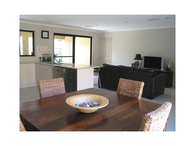 40 Huntley Pl, Caloundra QLD 4551