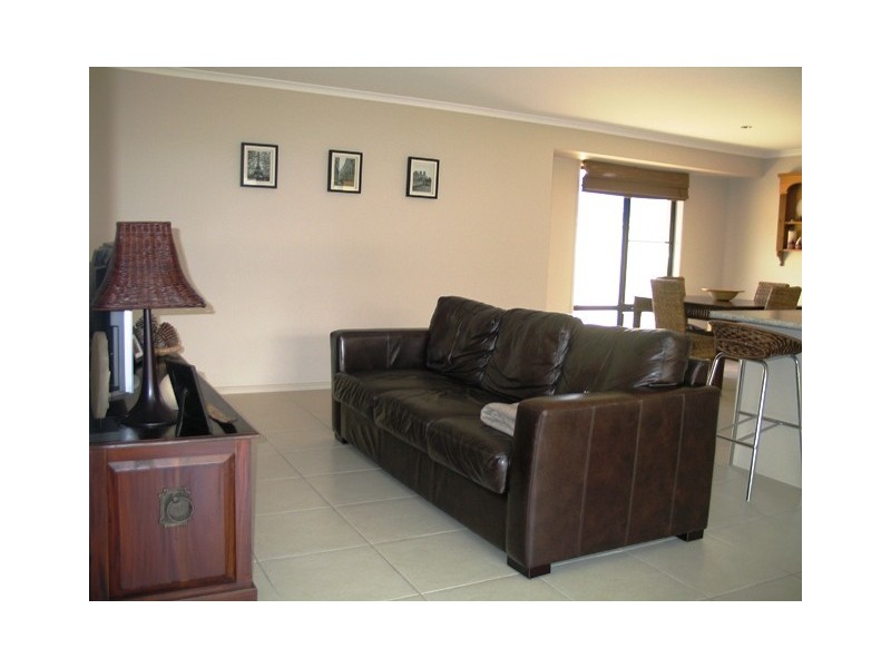 40 Huntley Pl, Caloundra QLD 4551