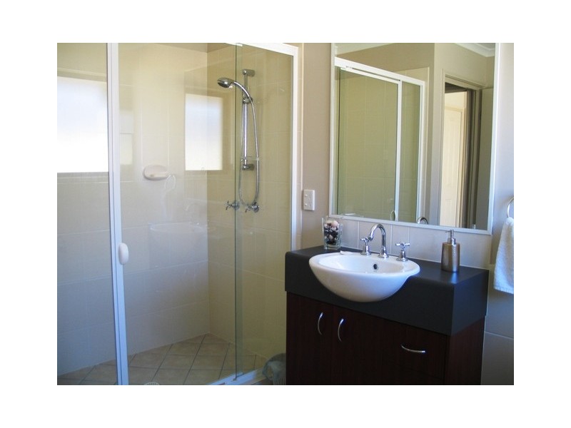 40 Huntley Pl, Caloundra QLD 4551