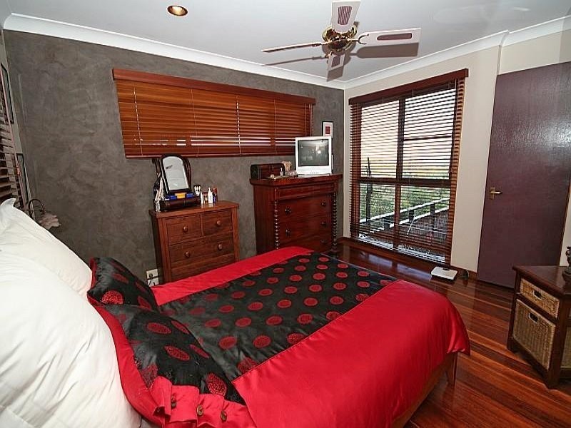 24 Hillcrest Drive, Tintenbar NSW 2478