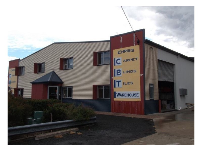 11 New England Highway, Stanthorpe QLD 4380