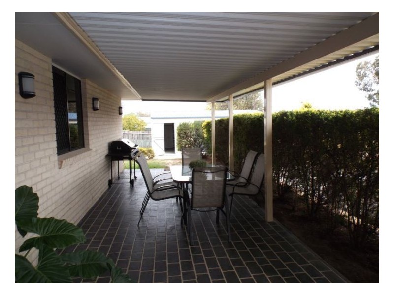 10 Barton Street, Stanthorpe QLD 4380