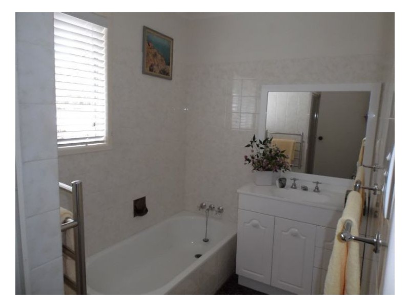 54 Wallangarra Road, Stanthorpe QLD 4380