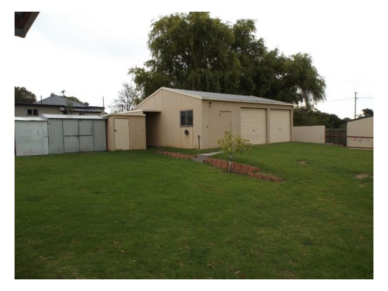7 McLucas Lane, Stanthorpe QLD 4380
