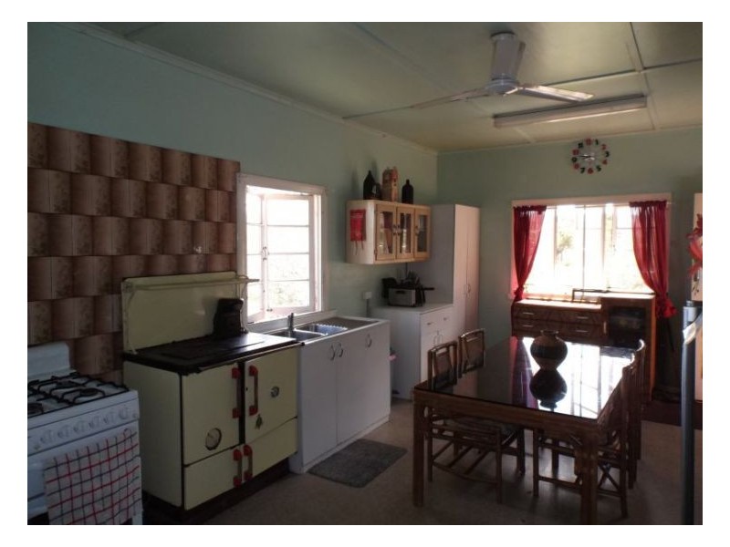 31 Minasi Lane, Stanthorpe QLD 4380