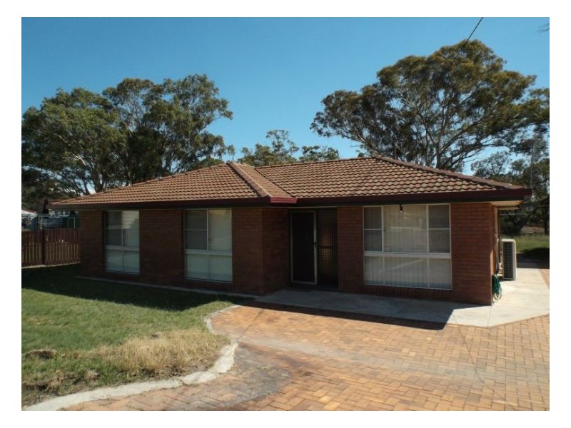 4 Recreation Crescent, Stanthorpe QLD 4380