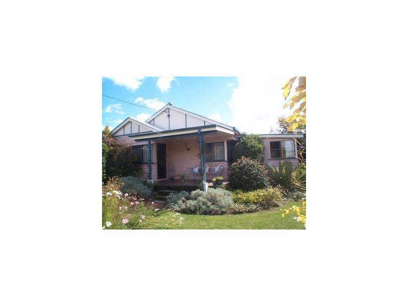22 Short, Stanthorpe QLD 4380