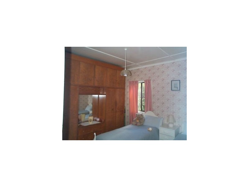 22 Short, Stanthorpe QLD 4380