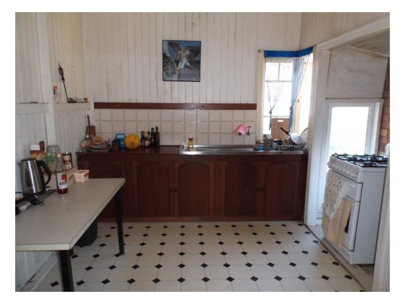 11 Belwood Street, Stanthorpe QLD 4380