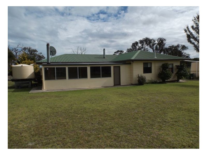 134 Barnes Road, Stanthorpe QLD 4380