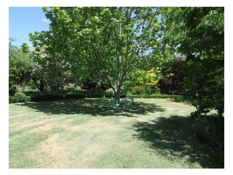 2139 Pyramids Road, Stanthorpe QLD 4380