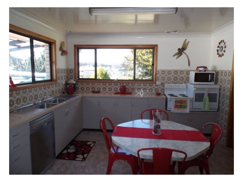 3 Mcgregor Terrace, Stanthorpe QLD 4380