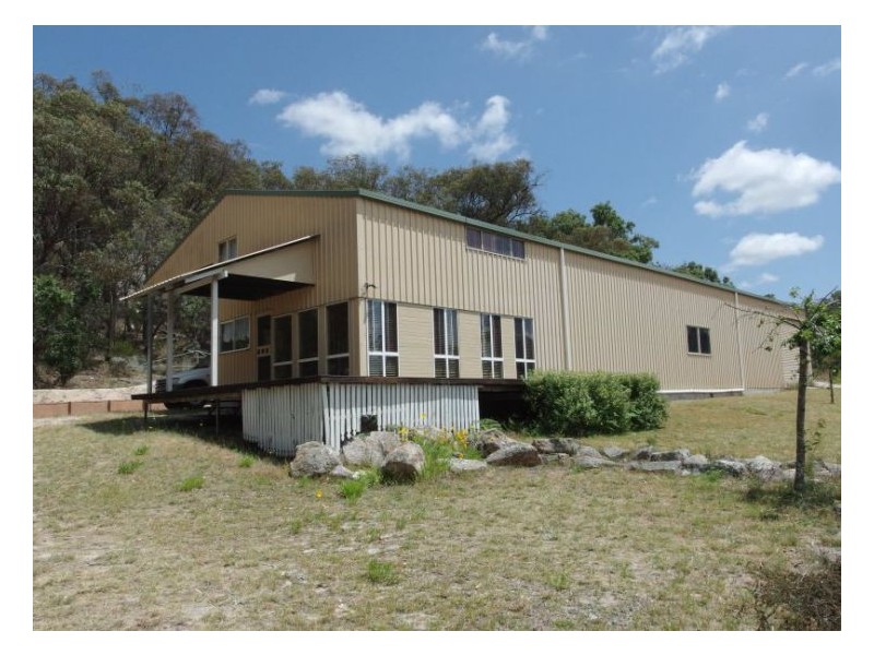 197 Bradley Lane, Stanthorpe QLD 4380