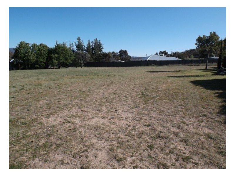 001 New England Highway, Ballandean QLD 4382