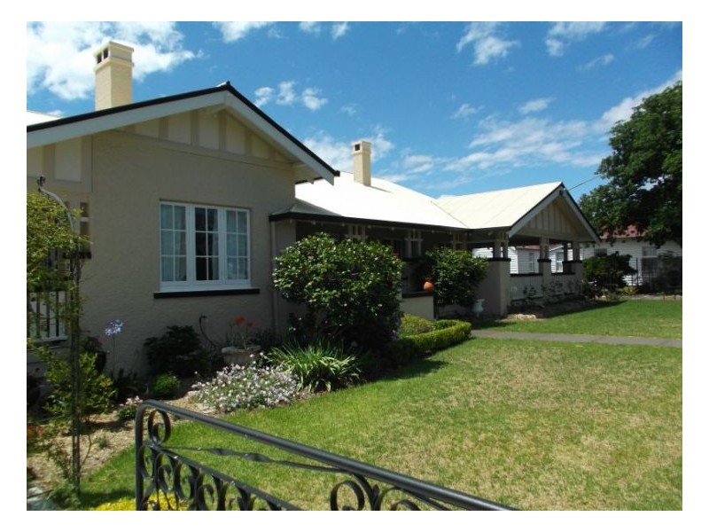 96 High Street, Stanthorpe QLD 4380